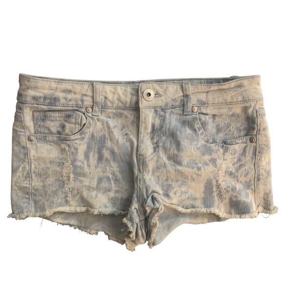 Light Blue Acid Wash Denim Shorts - Picture 1 of 9